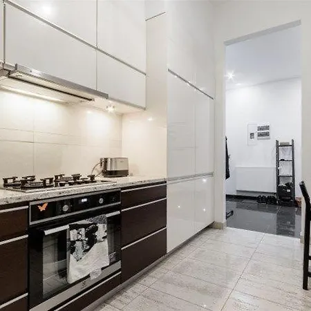 Ekskluzywny, Przestronny W Centrum Lodzi Łódź