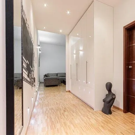 Ekskluzywny, Przestronny W Centrum Lodzi Łódź